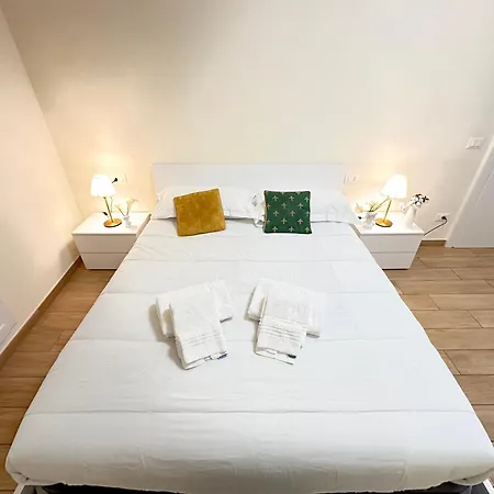 Luxurious View On Pitti Palace Apartment